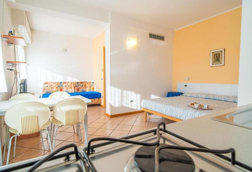 شقة غرفة واحدة مزودة بتراس, Residence Villa Gloria