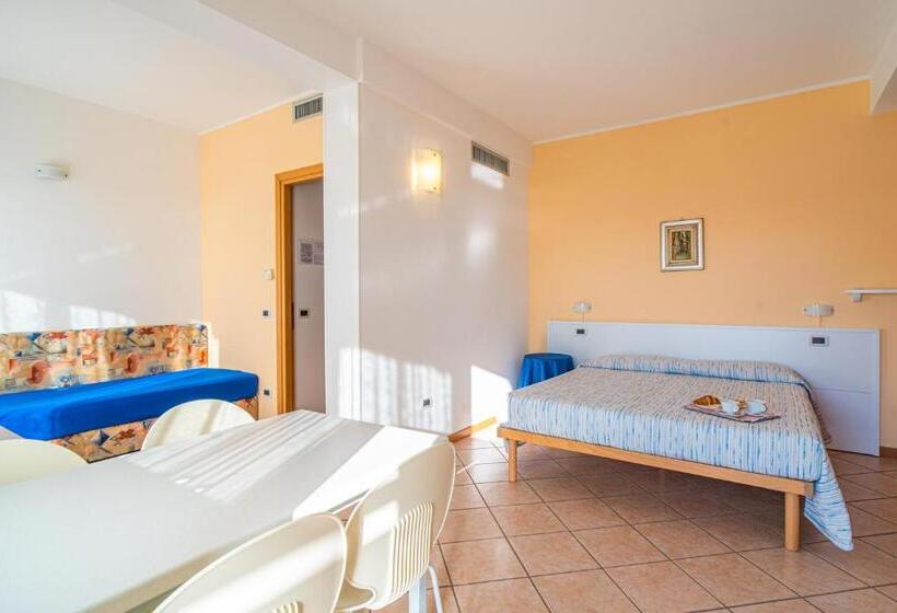 شقة غرفة واحدة مزودة بتراس, Residence Villa Gloria