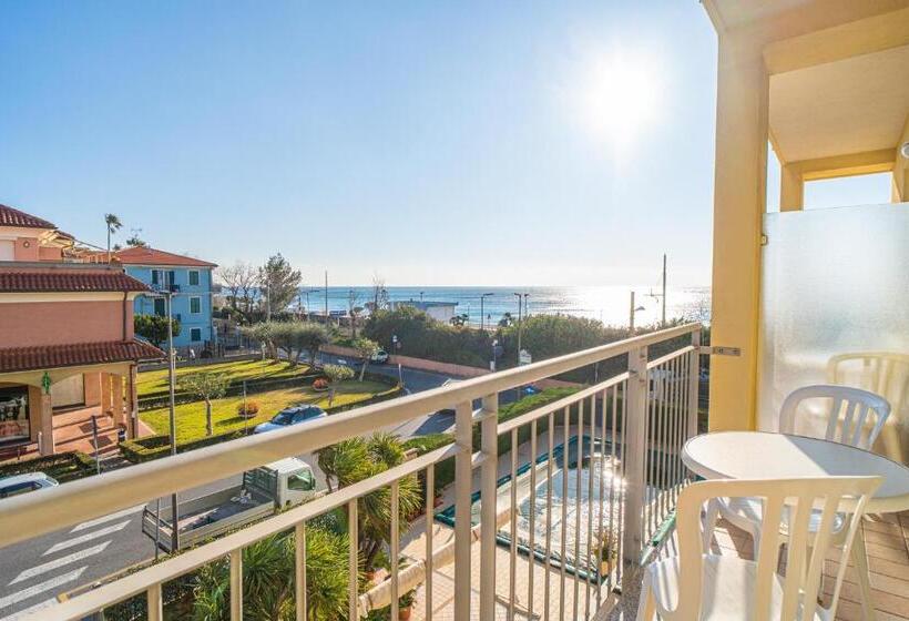 إستوديو قياسى مطل على البحر, Residence Villa Gloria