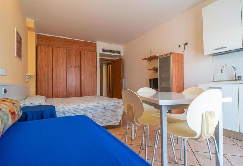 إستوديو قياسى مطل على البحر, Residence Villa Gloria