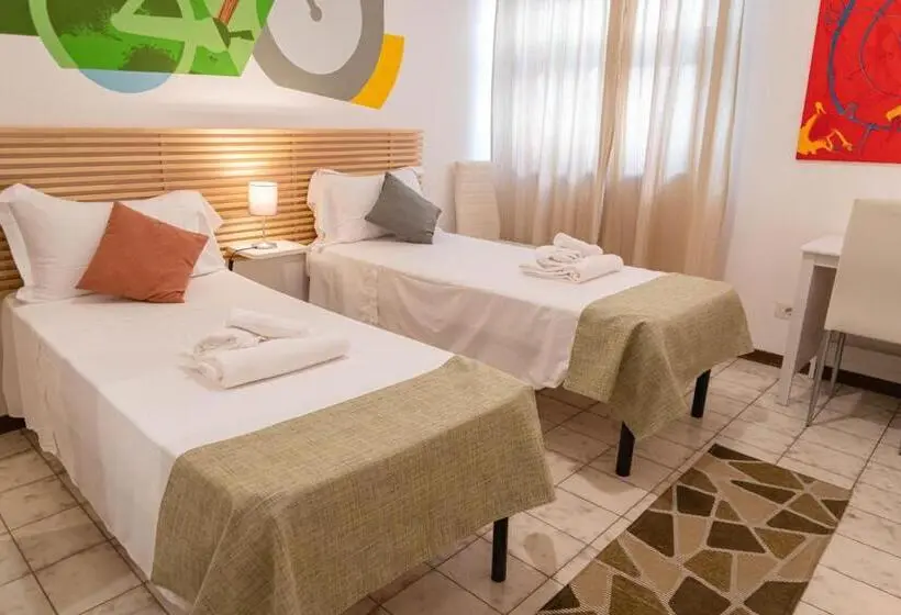 سوئیت 2 خوابه, Bed & Bike Ferrara