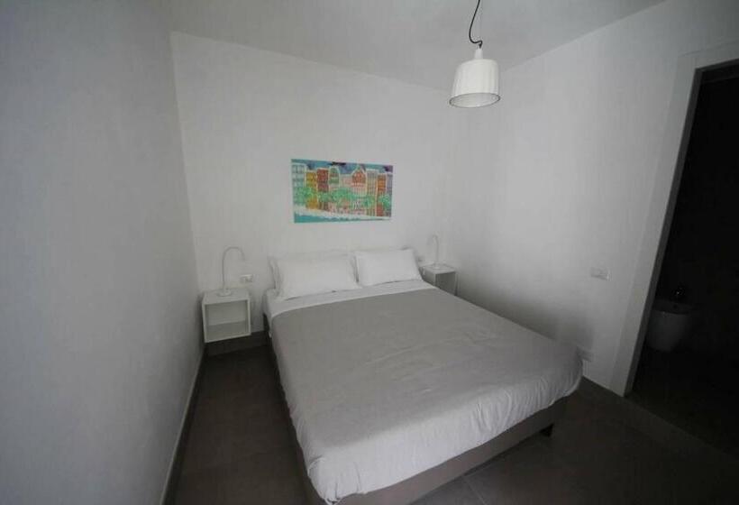 Standard Kolmen Hengen Huone, Ral 7039