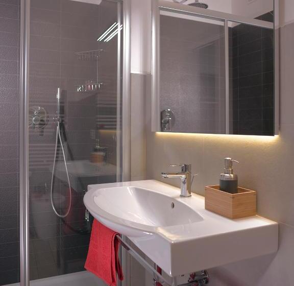 バルコニー付きスタンダードルーム, Viverenumana