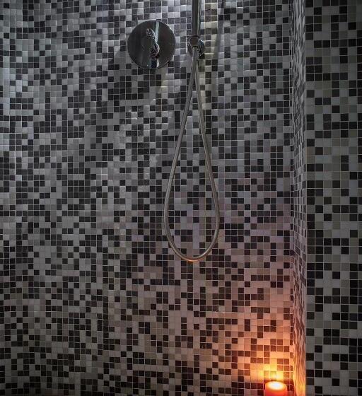 スタンダードルーム, Viverenumana