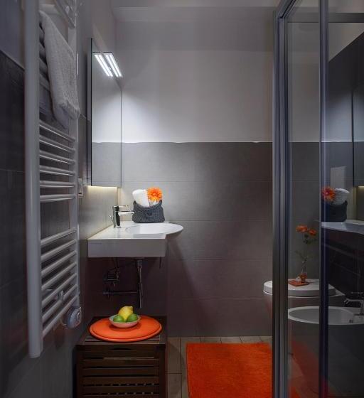 バルコニー付きスタンダードトリプルルーム, Viverenumana