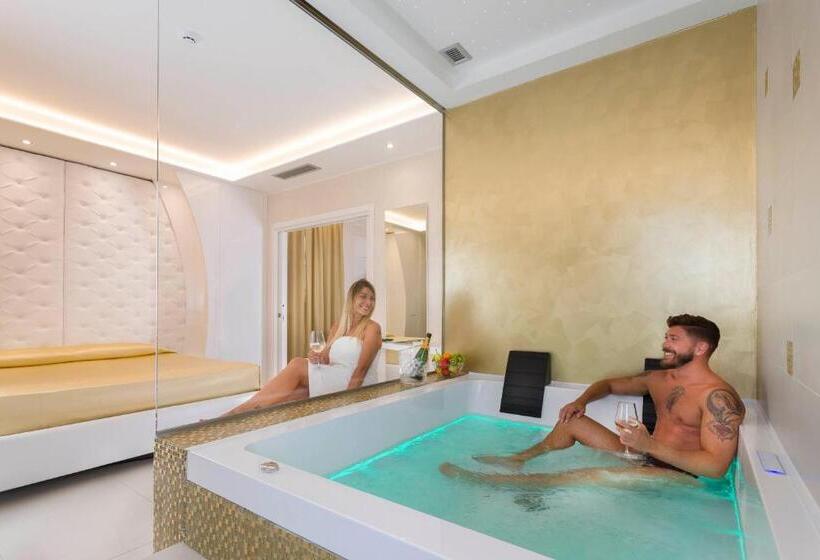 1 Bedroom Penthouse Apartment, White Suite & Apartments