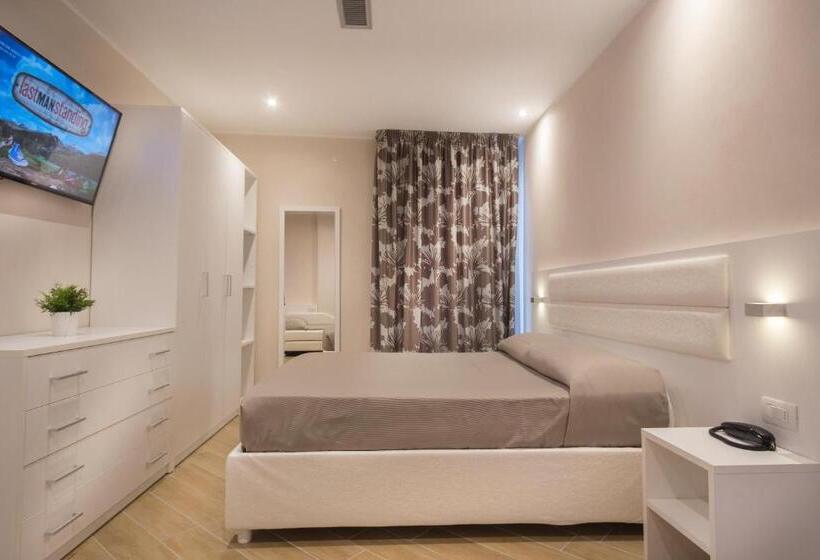 آپارتمان 1 خوابه با چشم‌انداز دریا, White Suite & Apartments