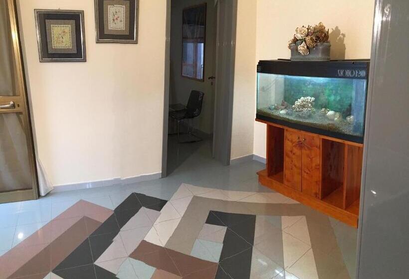 غرفة قياسية ثلاثية, Camere Mazara