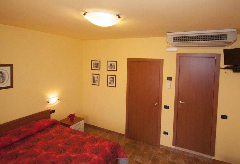 Номер Стандарт, Camere Santucci
