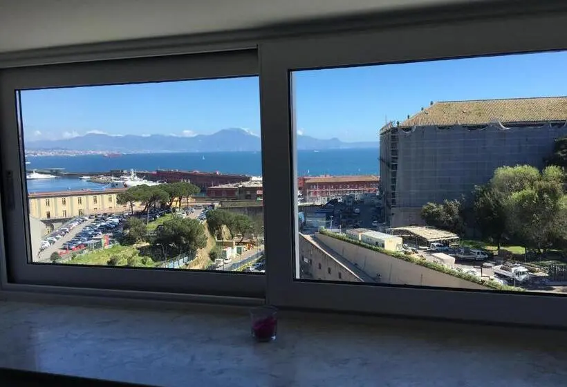 اتاق استاندارد با چشمانداز دریا, I Giardini Del Re