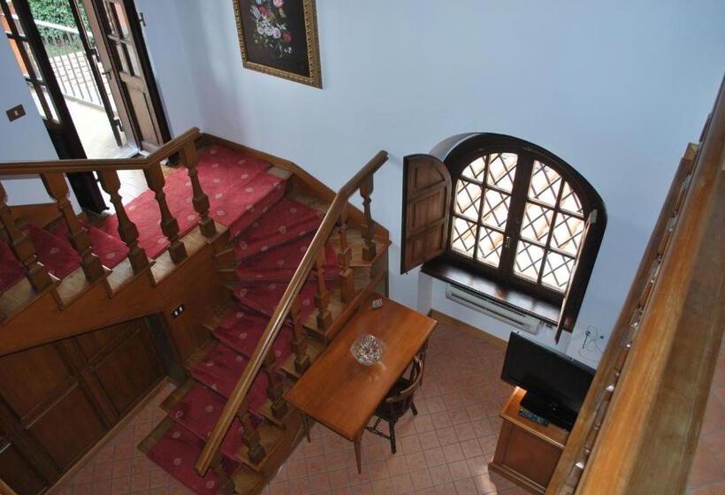 آپارتمان 1 خوابه با تراس, Residence Casale Mostacciano