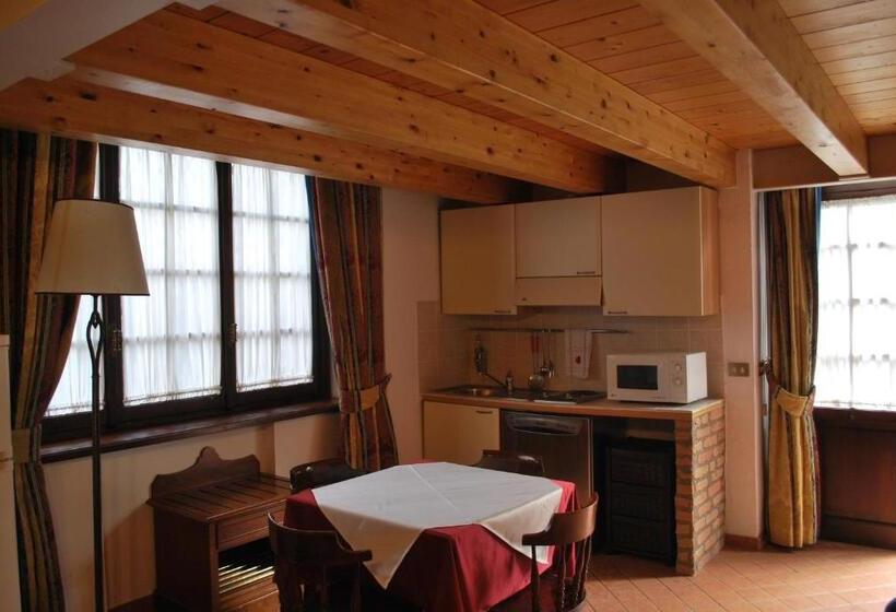 اتاق دوبلکس, Residence Casale Mostacciano