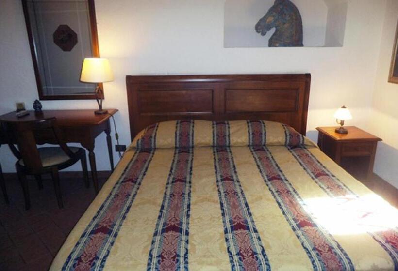 آپارتمان 1 خوابه, Residence Casale Mostacciano