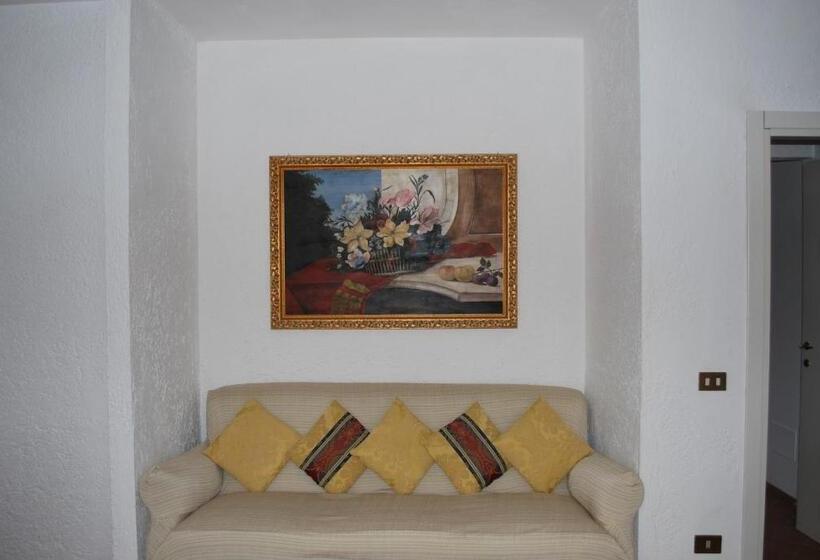 آپارتمان 1 خوابه, Residence Casale Mostacciano