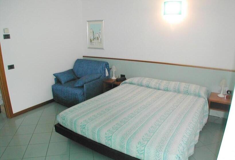 اتاق دوبلکس, Residence Mediterraneo