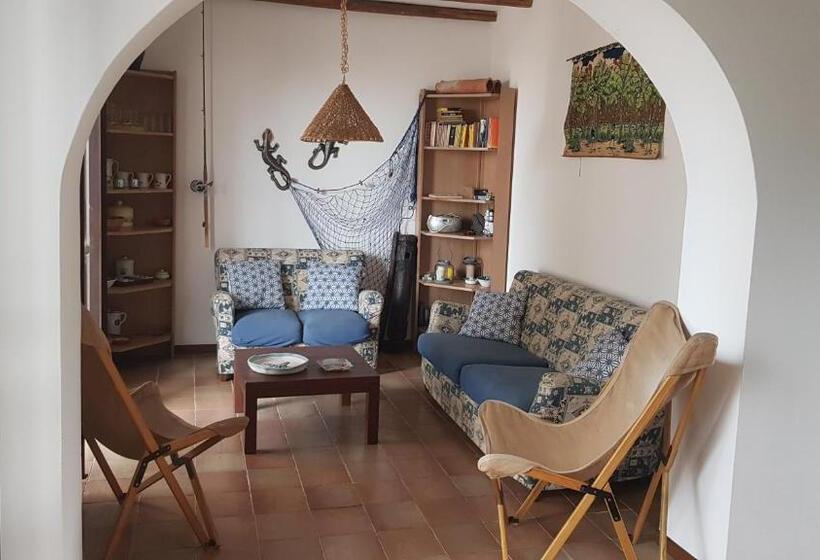 Quarto Familiar, Case La Pergola