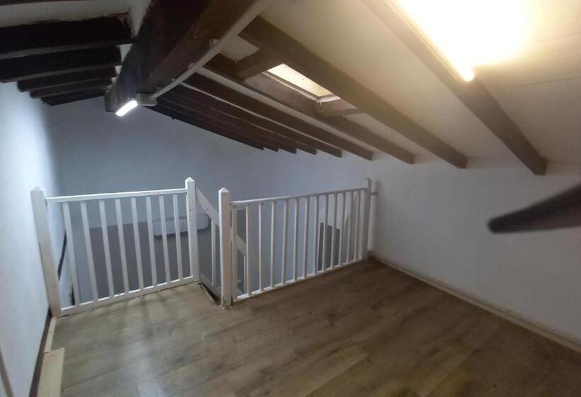 آپارتمان 2 خوابه, Iacovino Country House