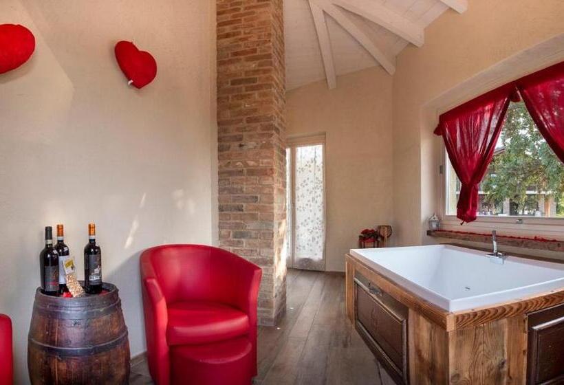 סוויטה דלוקס, Villa Laura