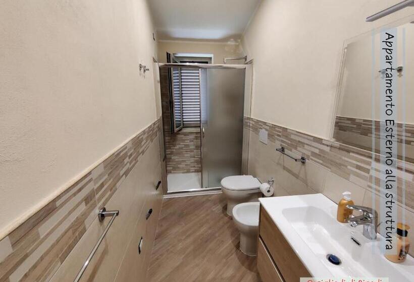 침실 1개 아파트, Gullo Capo Vaticano