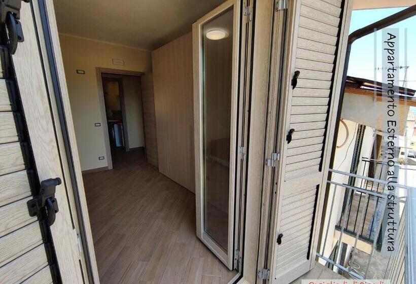 침실 1개 아파트, Gullo Capo Vaticano