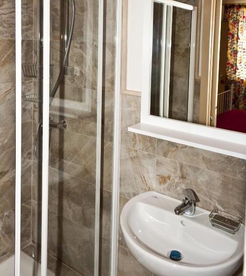 חדר סטנדרט, Tana Dell'orso