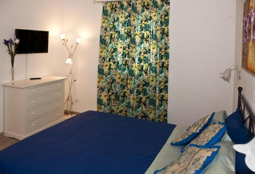 חדר סטנדרט, Tana Dell'orso