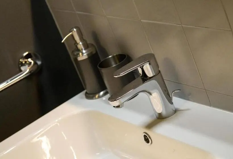 استودیوی استاندارد, Residence Bleu
