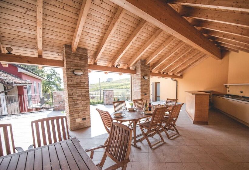 带1个卧室的带阳台的公寓, Agriturismo La Martina