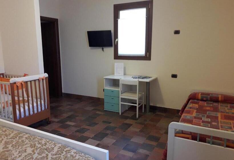 Номер Стандарт Трехместный, Agriturismo La Miniera