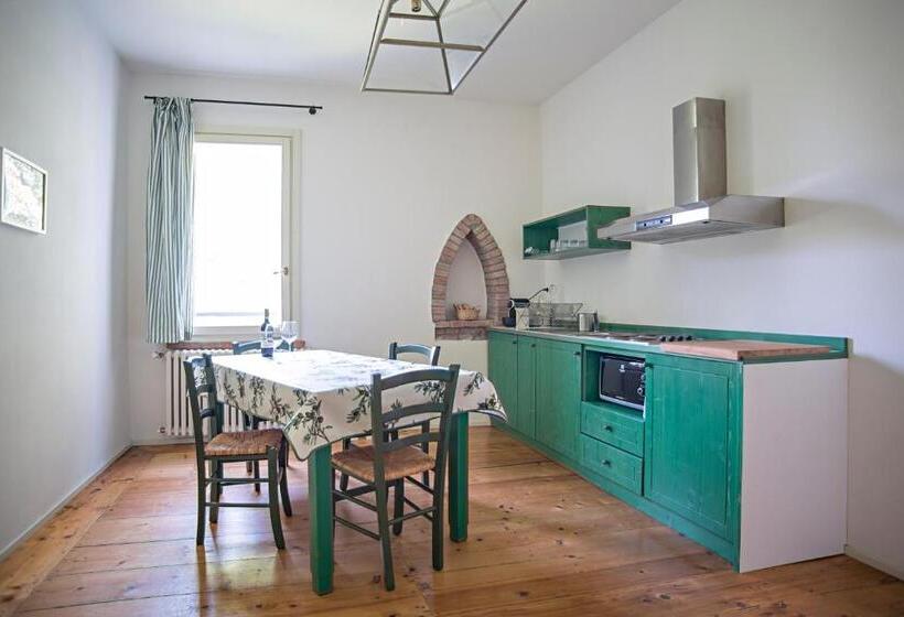 شقة غرفة واحدة, Agriturismo Lecolombare