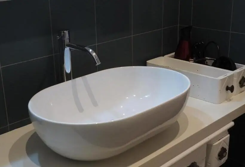 Huoneisto 1 Makuuhuone Pohjakerros, Agriturismo Lecolombare
