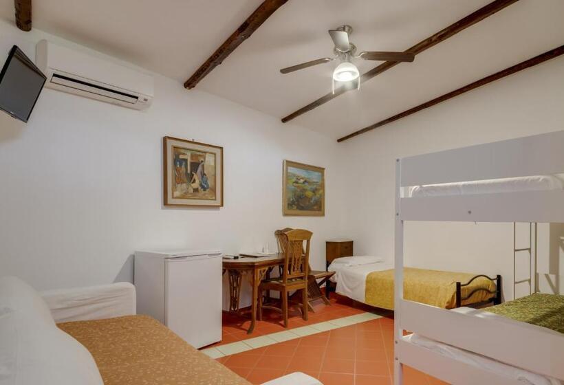 سوئیت 2 خوابه, Casina Dei Preti