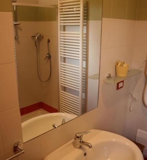 سوئیت 2 خوابه, Casina Dei Preti