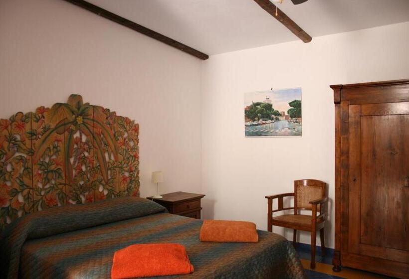 اتاق استاندارد چهار تخته, Casina Dei Preti