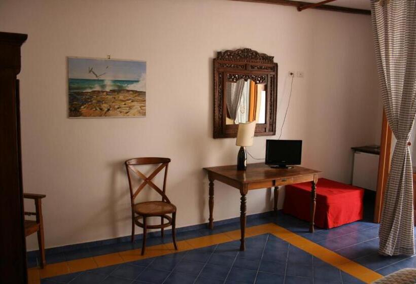 اتاق استاندارد چهار تخته, Casina Dei Preti