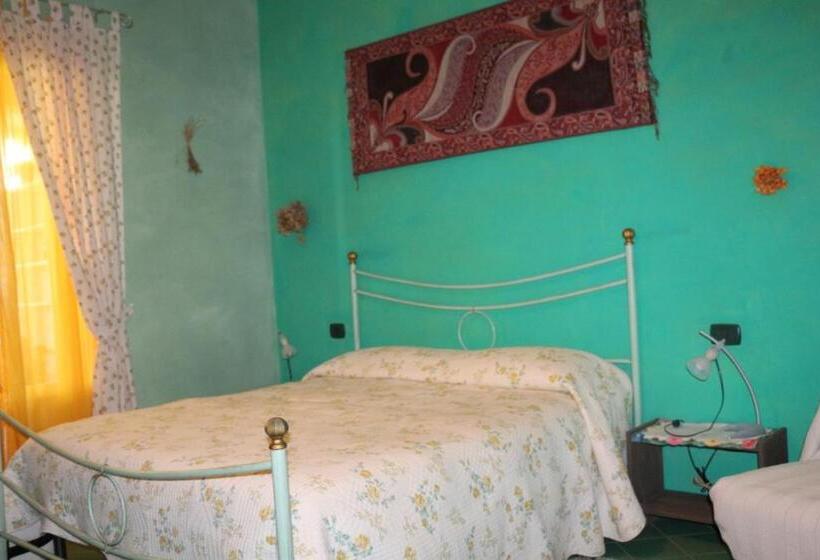 חדר סטנדרט לארבעה, La Casa Rosa