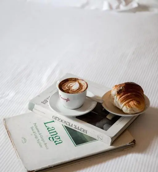 1 Bedroom Penthouse Apartment, Vincafè