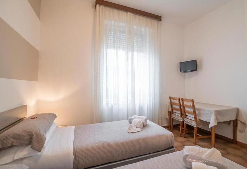 Студия Стандарт, Residenza Miola