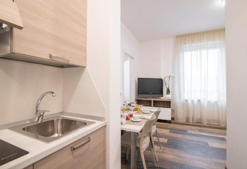 Апартаменты 1 Спальня, Residenza Miola