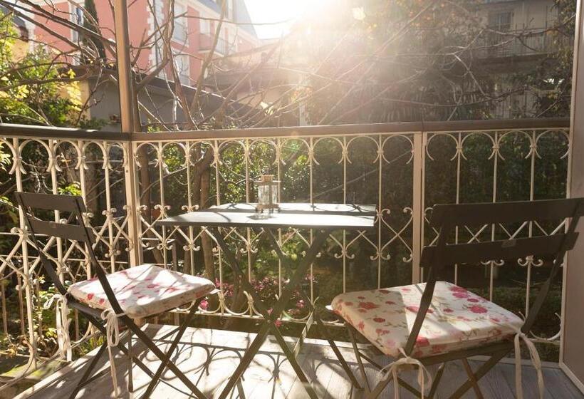 Полулюкс с Балконом, Villa Bergmann Suites Meran