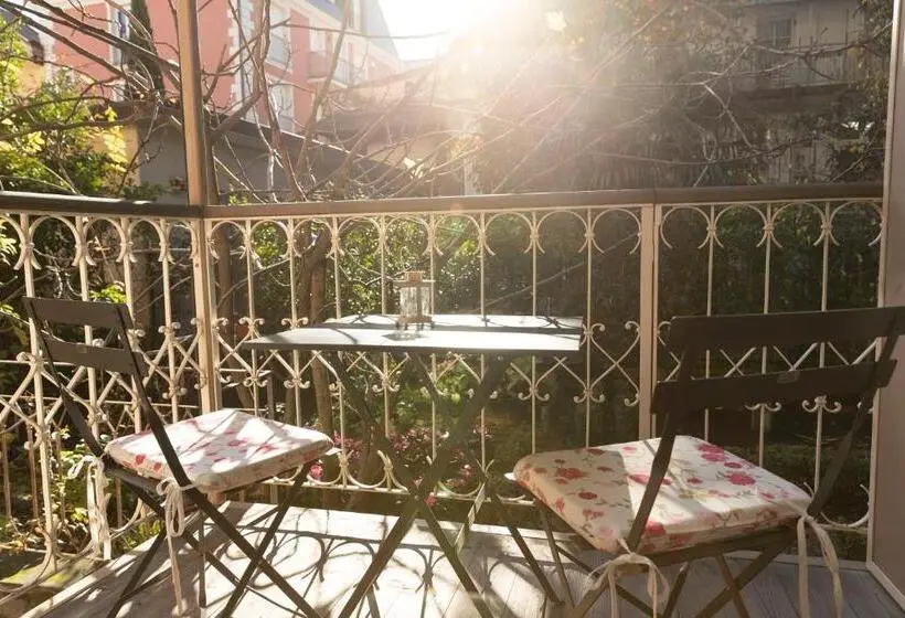 سوییت جونیور با بالکن, Villa Bergmann Suites Meran