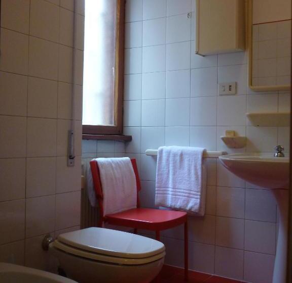 آپارتمان 1 خوابه همکف, Eur Nir Residence