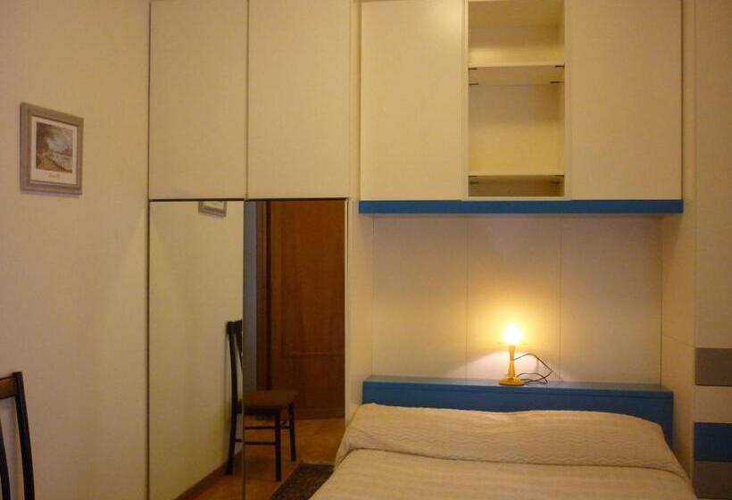 آپارتمان 1 خوابه همکف, Eur Nir Residence