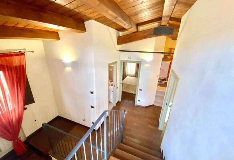 شقة غرفة واحدة مزودة بتراس, Agriturismo Il Casale