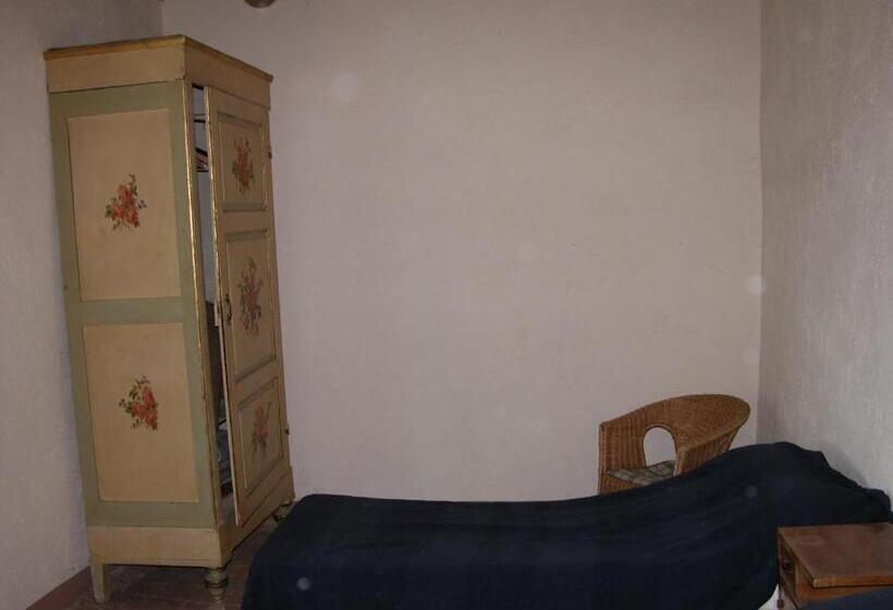 3间卧室的房子, Castello Di Mongiovino