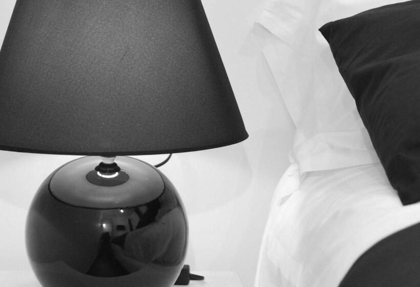 חדר בסיסי, Hurz  Giardino Sannita