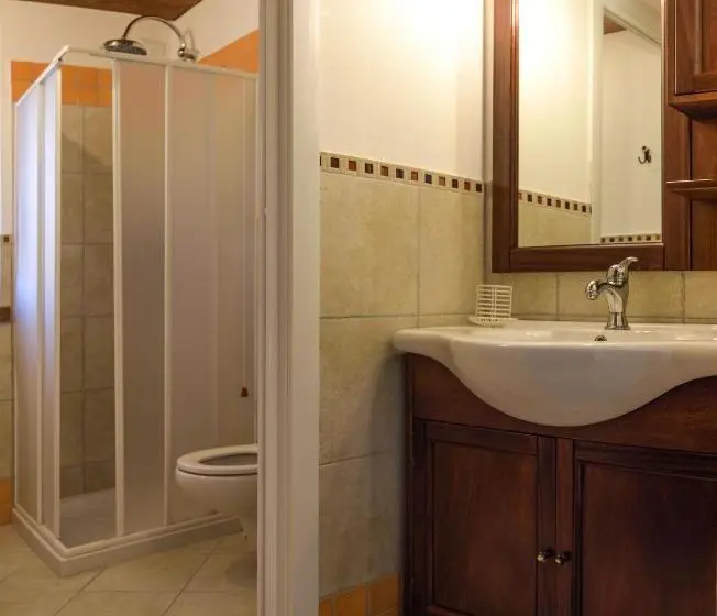 ４ベッドルームハウス, Guest House Agriturismo I Conti