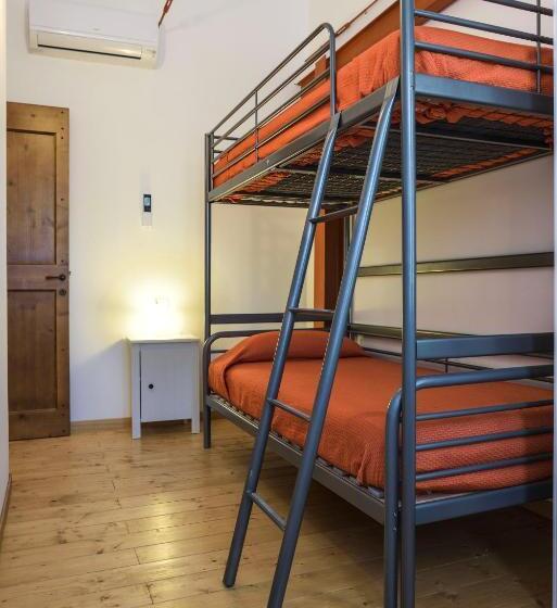 침실 4개 주택, Guest House Agriturismo I Conti