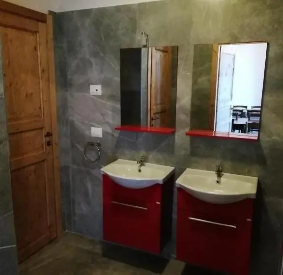 スタンダードスタジオ, Guest House Agriturismo I Conti
