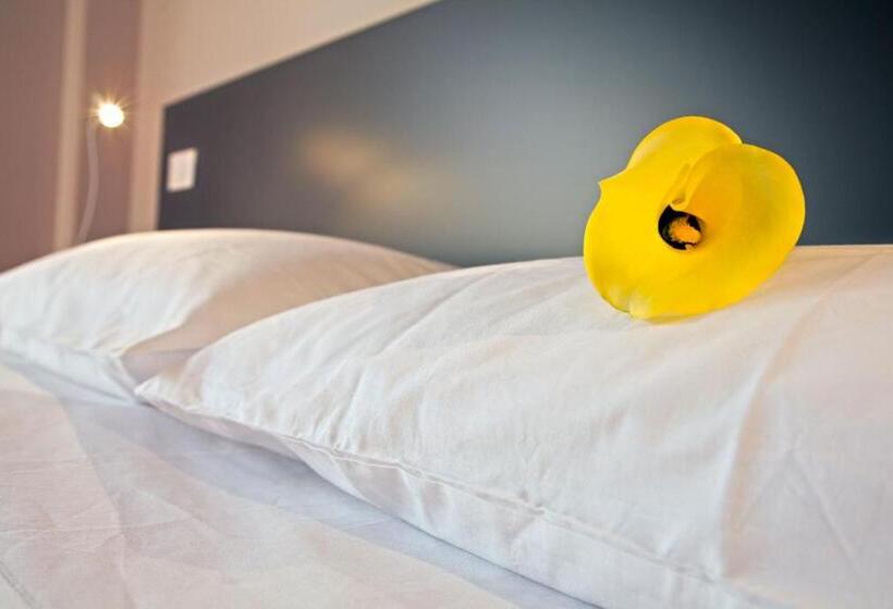 标准间, Il Fiore In Una Stanza